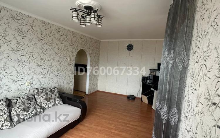 2-бөлмелі пәтер · 50 м² · 7/9 қабат, мкр Строитель, бағасы: 15.6 млн ₸ в Уральске — фото 2