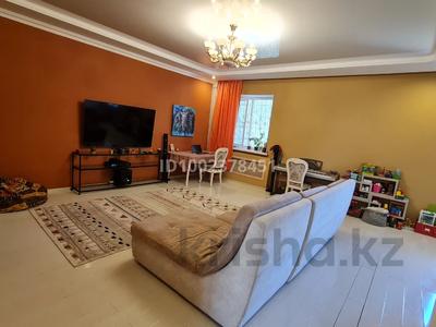 Отдельный дом · 6 комнат · 195 м² · 6 сот., мкр Шугыла, ул. Жунисова 133/133 — ул. Сабденова-пр-т Алатау за 84 млн 〒 в Алматы, Наурызбайский р-н