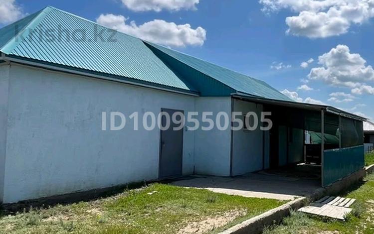 Жеке үй · 2 бөлме · 77 м² · 10 жүзд., Бауырластар, Ер Көкше 23, бағасы: 17 млн ₸ в Актобе, жилой массив Бауырластар — фото 12