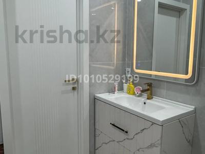 3-бөлмелі пәтер · 110 м² · 5/9 қабат, Самал 88, бағасы: 300 000 ₸ в Уральске