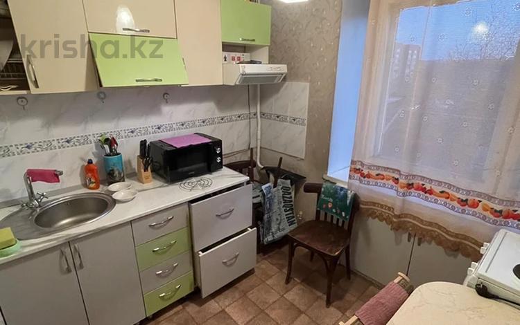 1-комнатная квартира · 35 м² · 6/9 этаж, Бориса Александрова 3 за 9.9 млн ₸ в Усть-Каменогорске — фото 2