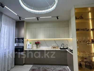 5-комнатная квартира · 162 м² · 9/10 этаж, мкр Аксай-1А за 75 млн ₸ в Алматы, Ауэзовский р-н