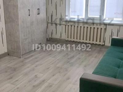 1-комнатная квартира · 42 м², мкр Самал 51 за 12 млн 〒 в Таразе