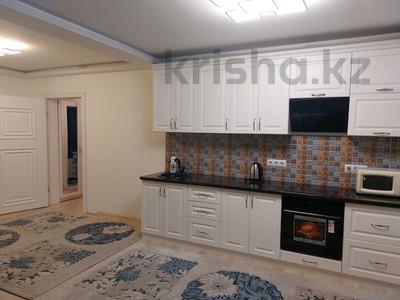 1-комнатная квартира · 50 м² · 4/10 этаж, мкр Аксай-5, Б. Момышулы 25 за 10 000 〒 в Алматы, Ауэзовский р-н