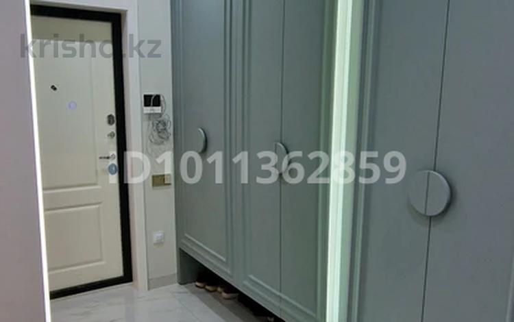 3-комнатная квартира · 90 м² · 10/10 этаж, Букетова 3 за 55 млн ₸ в Караганде, Казыбек би р-н — фото 2