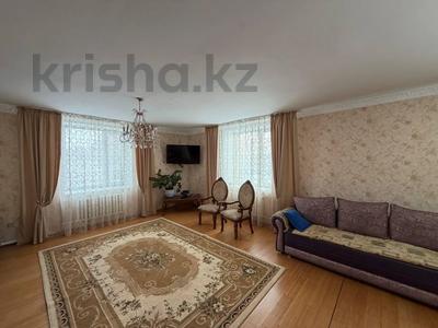 Отдельный дом · 4 комнаты · 285.4 м² · 10 сот., Переулок западный за 60 млн ₸ в Семее, Красный Кордон