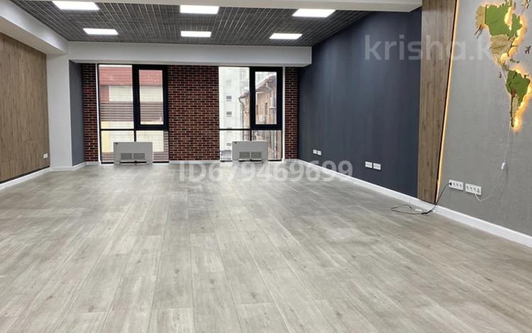 Еркін, кеңселер, дүкендер мен бутиктер · 80 м², бағасы: 690 000 ₸ в Алматы — фото 13