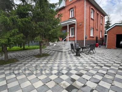 Отдельный дом · 5 комнат · 320 м² · 4.5 сот., Назарбаева проспект, 40 за 165 млн ₸ в Костанае