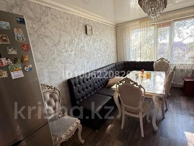 4-комнатная квартира · 93 м² · 4/5 этаж, мкр Юго-Восток, Дюсембекова — Новая мечеть за 45 млн 〒 в Караганде, Казыбек би р-н