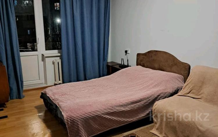 1-бөлмелі пәтер · 32 м² · 3/5 қабат, Радостовца 41 — Оптовка, бағасы: 11 000 ₸ в Алматы, Алмалинский р-н — фото 2
