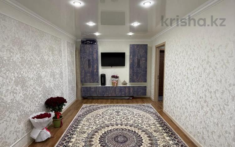 2-бөлмелі пәтер · 57 м² · 1/5 қабат, 2 ш/а., Братья Жубановых, бағасы: 19.5 млн ₸ в Актобе, мкр 8 — фото 2