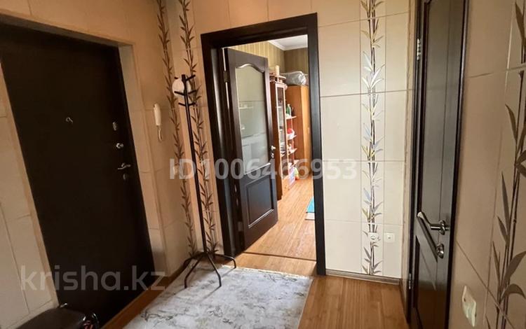 3-бөлмелі пәтер · 82 м² · 5/5 қабат, Думан-2 ш/а. 17, бағасы: 51 млн ₸ в Алматы, Медеуский р-н — фото 2