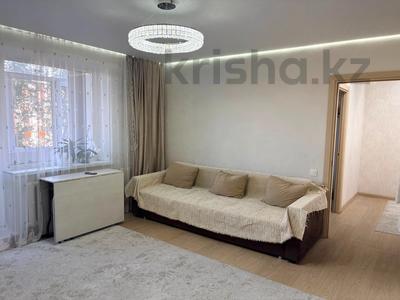 4-бөлмелі пәтер · 75 м² · 4/10 қабат, Гүлдер 2 ш/а., Таттимбета — Гульдер2, бағасы: 33.5 млн ₸ в Караганде, Казыбек би р-н