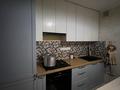 2-бөлмелі пәтер · 63 м² · 3/5 қабат, Тамшыбаева 42 — Асыл қазына, бағасы: 26 млн ₸ в Талдыкоргане, мкр Болашак