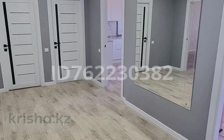 3-бөлмелі пәтер · 85 м² · 4/10 қабат, Самал, бағасы: ~ 40 млн ₸ в Уральске — фото 2