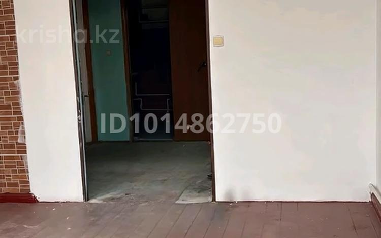3-бөлмелі пәтер · 48 м² · 1/2 қабат, Федоровка ш/а. 22 — улица перронная, бағасы: 65 000 ₸ в Караганде, Казыбек би р-н — фото 2