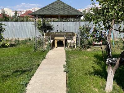 Жеке үй · 6 бөлме · 306 м² · 12 жүзд., Шұғыла ш/а., Жунисова 93, бағасы: 950 000 ₸ в Алматы, Наурызбайский р-н