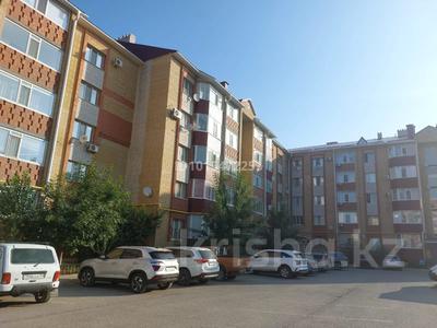 3-бөлмелі пәтер · 87.2 м² · 5/5 қабат, Алтын орда ш/а., Ораза Татеулы 2А, бағасы: 30 млн ₸ в Актобе, мкр. Алтын орда