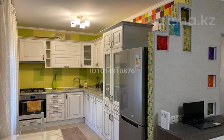 1-комнатная квартира · 38 м² · 3/5 этаж, Абая 62 за 270 000 ₸ в Алматы, Бостандыкский р-н — фото 2