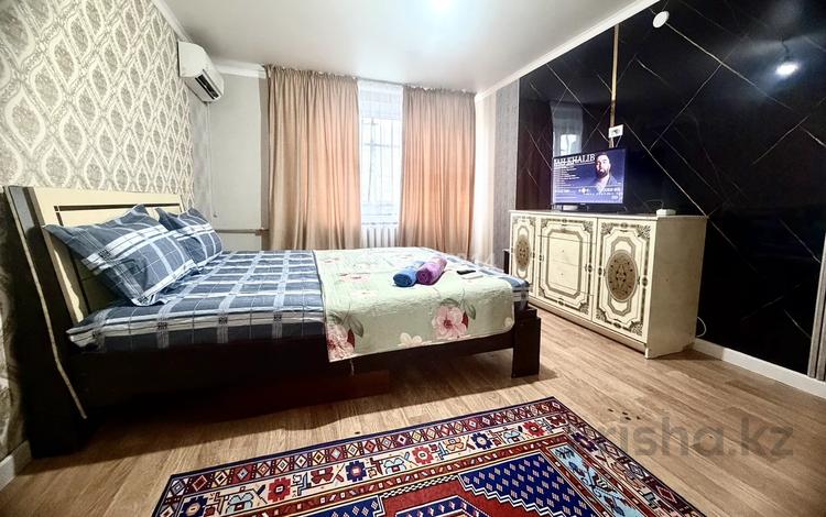 1-комнатная квартира · 35 м² · 5/5 этаж, 3-й укрупненный квартал 4 — Старый базар , ТЦ Султан за 10 000 〒 в  — фото 2