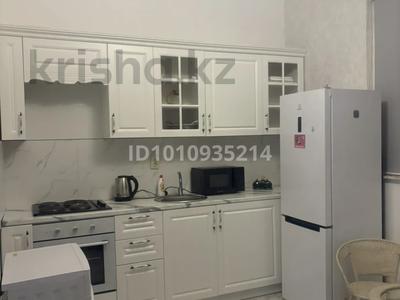1-комнатная квартира · 33 м² · 10/10 этаж, Куаныша Толеметова 50/21 — Утегенова за 12 000 〒 в Шымкенте, Абайский р-н