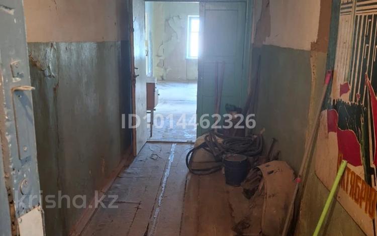 4-комнатная квартира · 182 м² · 2/2 этаж, Тауельсыдык 20 — Тауельсыздык Ленина за 16 млн ₸ в Затобольске (Тобыле) — фото 2