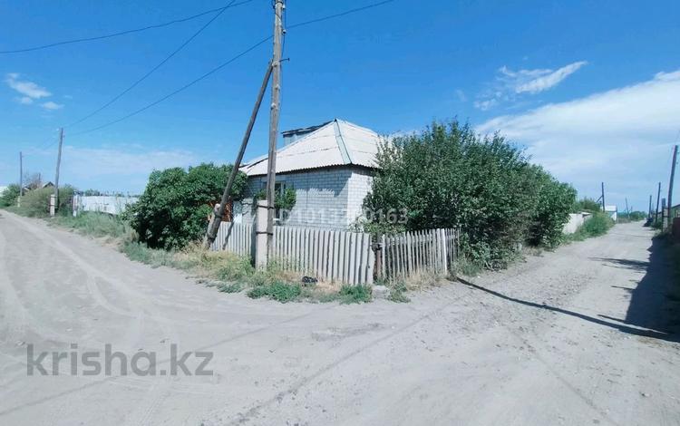 Отдельный дом · 4 комнаты · 100 м² · , Бобровка, Мурат 2 — 7 перекресток за 3.5 млн ₸ в Семее — фото 2