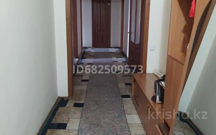 3-комнатная квартира, 93 м², 5/5 этаж, мкр Наурыз , Байтурсынова