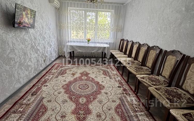3-бөлмелі пәтер · 73.7 м² · 3/5 қабат, мкр 8, Братьев Жубановых 275, бағасы: 22.7 млн ₸ в Актобе — фото 2