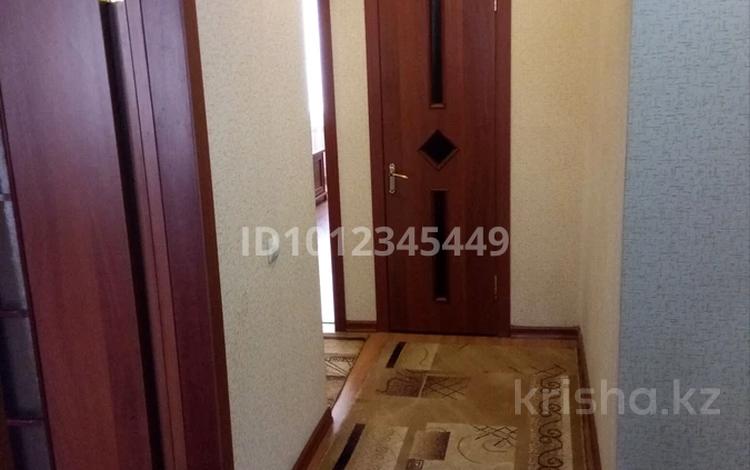 2-комнатная квартира · 63 м² · 3/5 этаж, мкр Айнабулак-4 175 за 250 000 ₸ в Алматы, Жетысуский р-н — фото 2