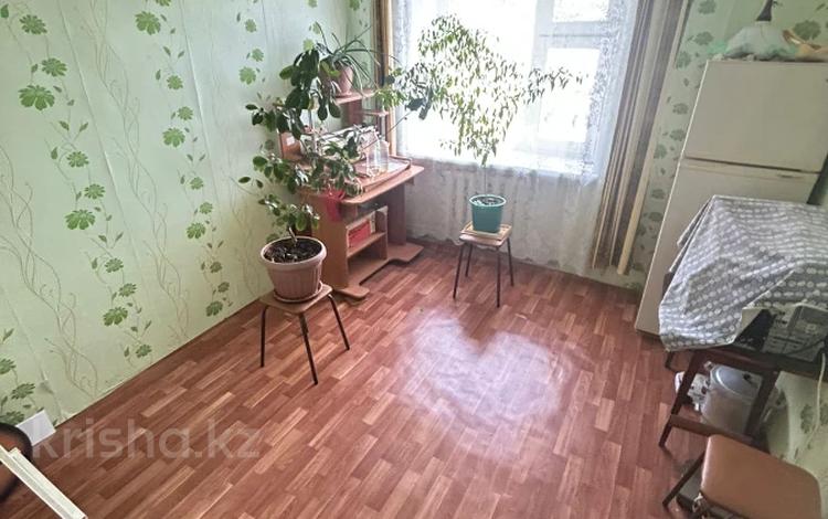 3-комнатная квартира · 58.5 м² · 2/5 этаж, мухита 80 за 18 млн ₸ в Уральске — фото 11