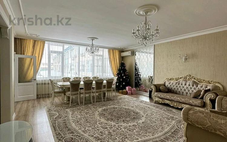 4-комнатная квартира, 230 м², 1/2 этаж, Газизы Жубановой 10 за 70 млн 〒 в Актобе — фото 2