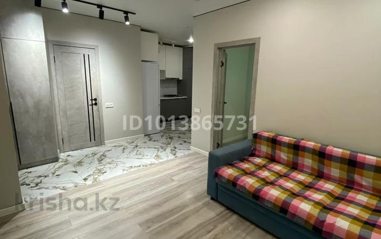 2-комнатная квартира · 50 м² · 5/6 этаж, мкр Кокжиек 35 за 200 000 ₸ в Алматы, Жетысуский р-н — фото 2