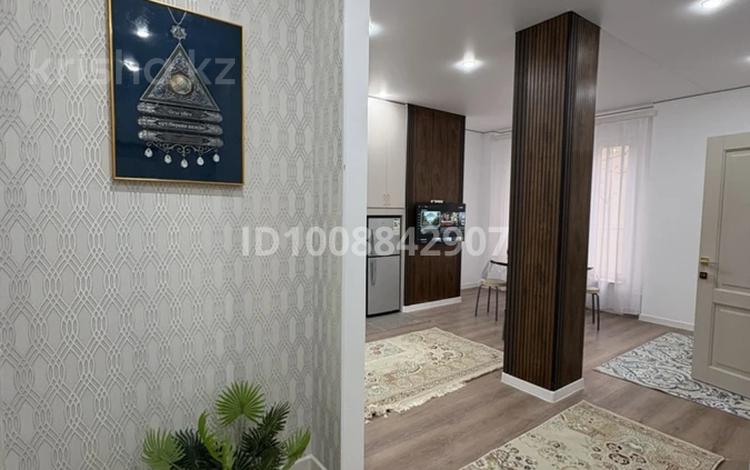 1-бөлмелі пәтер · 56.2 м² · 2/5 қабат, 15-ш/а. 66а, бағасы: 500 000 ₸ в Актау, 15-й мкр — фото 2