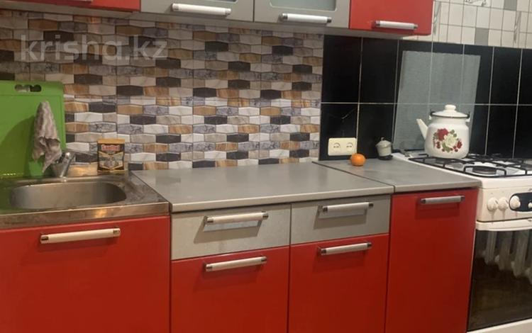 2-бөлмелі пәтер · 45 м² · 3/3 қабат, Есенберлина 21, бағасы: 180 000 ₸ в Астане, Сарыарка р-н — фото 2