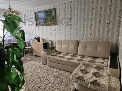 2-комнатная квартира · 43 м² · 1/5 этаж, Назарбаева 203 за 150 000 ₸ в Петропавловске