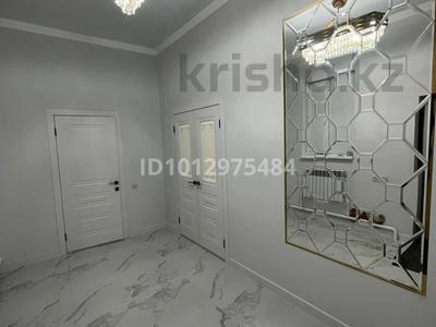Жеке үй · 4 бөлме · 225 м² · 8 жүзд., Назар батыр 79, бағасы: 32 млн ₸ в Кульсары