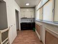 3-бөлмелі пәтер · 60 м² · 2/5 қабат, Шуғыла 1 А — Досааф, Айған ару, 187 мектеп, ресторан Ақ отау, бағасы: 18.5 млн ₸ в  — фото 7