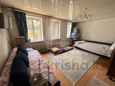 Часть дома · 4 комнаты · 101 м² · 2 сот., Чирчикская 13/1 — Дарвина - Чирчикская за 32 млн ₸ в Алматы, Жетысуский р-н