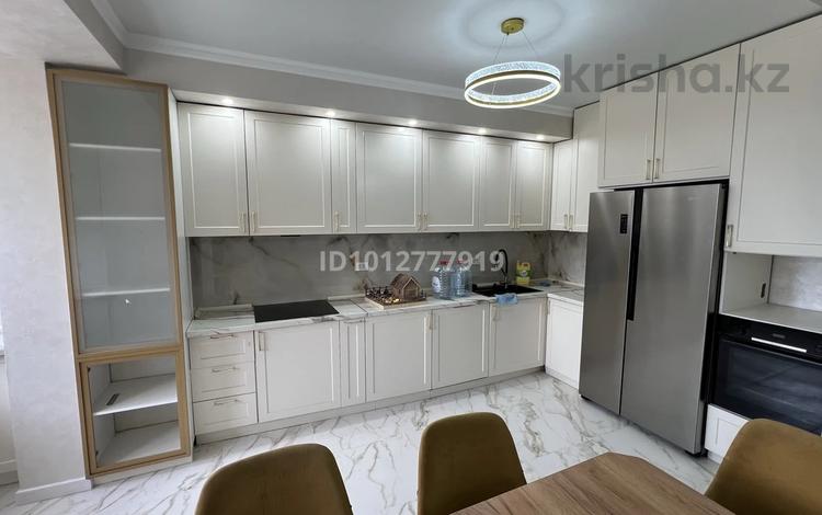 3-бөлмелі пәтер · 85 м² · 2/6 қабат, Жунисова 2/13, бағасы: 40.5 млн ₸ в Алматы, Наурызбайский р-н — фото 2