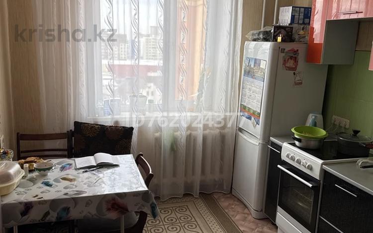 2-бөлмелі пәтер · 54 м² · 8/10 қабат, мкр Юго-Восток, мкр Гульдер 1 3, бағасы: 30 млн ₸ в Караганде, Казыбек би р-н — фото 2