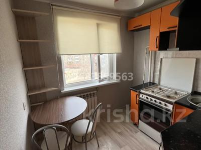 2-комнатная квартира, 45 м², 5/5 этаж помесячно, мкр 5, Абая 7 — Акимат за 120 000 〒 в Актобе, мкр 5