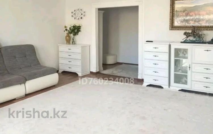 4-бөлмелі пәтер · 100 м² · 5/5 қабат, 15-ш/а. 26, бағасы: 27 млн ₸ в Актау, 15-й мкр — фото 2
