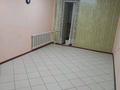 Сұлулық салондары, кабинеттер және жұмыс орындары · 50 м², бағасы: 180 000 ₸ в Актобе, мкр 12