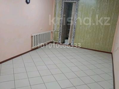 Сұлулық салондары, кабинеттер және жұмыс орындары · 50 м², бағасы: 180 000 ₸ в Актобе, мкр 12