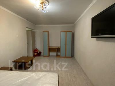 Продажа квартир в Алматы: 1-комнатная квартира · 31 м² · 5/5 этаж, мкр №5 за 21 млн 〒 1-комнатная квартира · 31 м² · 5/5 этаж, мкр №5 за 21 млн 〒 в Алматы, Ауэзовский р-н