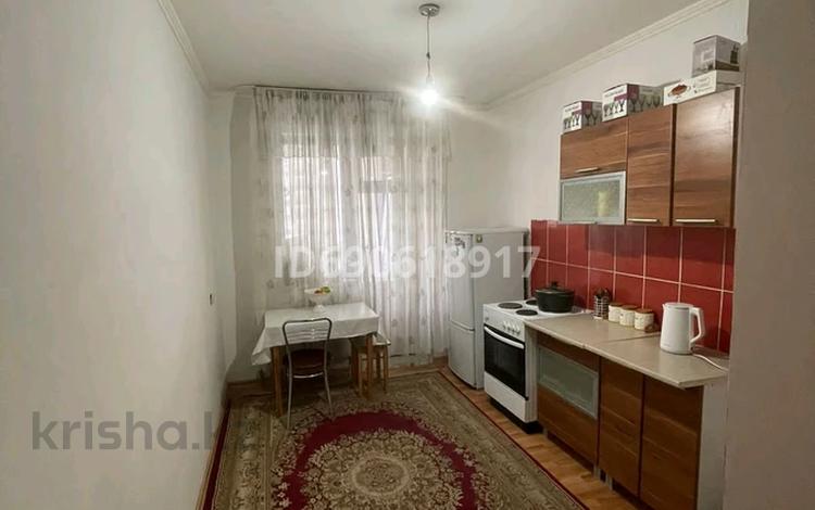 2-комнатная квартира, 66 м², 3/17 этаж помесячно, Тауелсиздик 34