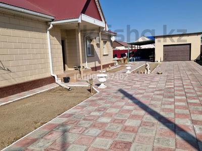 Отдельный дом · 5 комнат · 205 м² · 9 сот., мкр Кайнар, Жумаша Бегалиева 62 за 30 млн ₸ в Атырау