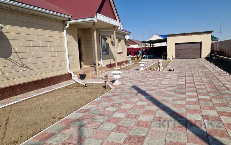 Отдельный дом · 5 комнат · 205 м² · 9 сот., мкр Кайнар, Жумаша Бегалиева 62 за 30 млн ₸ в Атырау — фото 2