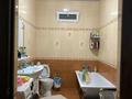 Отдельный дом · 5 комнат · 205 м² · 9 сот., мкр Кайнар, Жумаша Бегалиева 62 за 30 млн ₸ в Атырау — фото 17